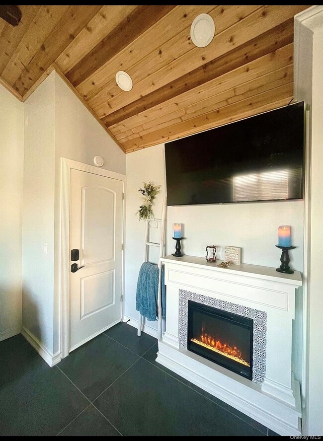 Building Photo - 1-92 Beach 109th St