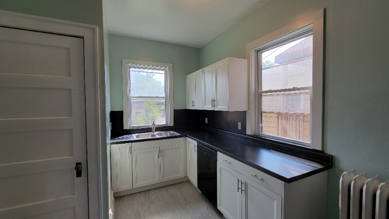 Building Photo - 1808 John Ave