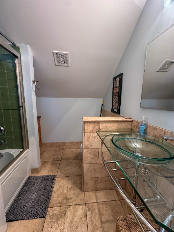 Building Photo - 288 38th Ave N