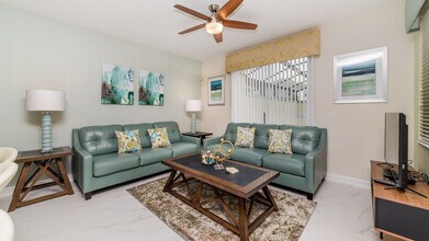 Building Photo - 9041 Dogleg Dr