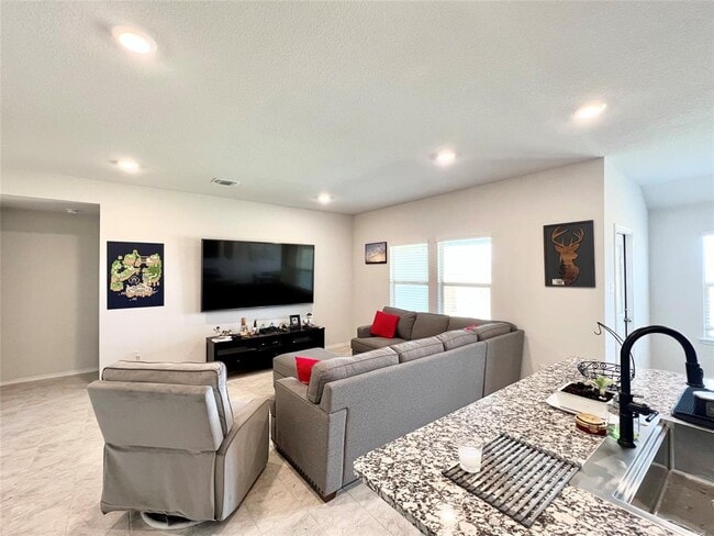 Building Photo - 544 Taggart Trail