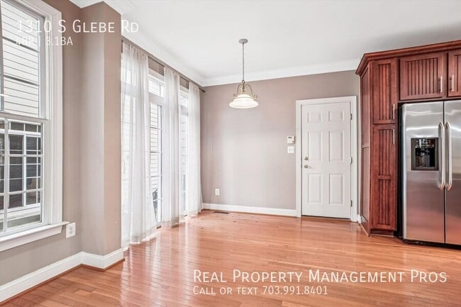 Building Photo - 1310 S Glebe Rd