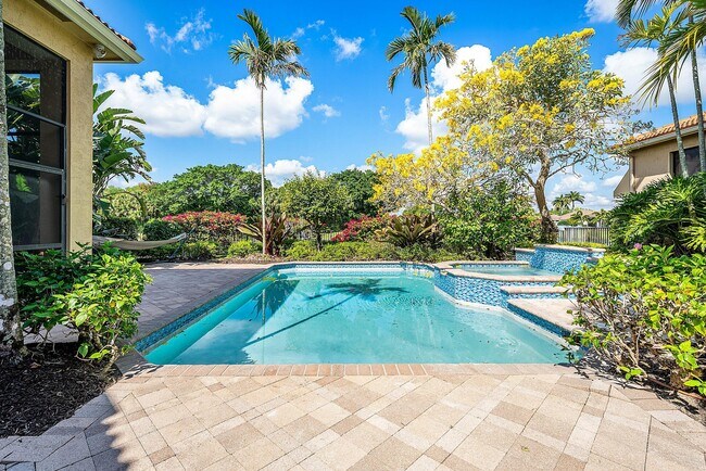 Building Photo - 123 Sunesta Cove Dr