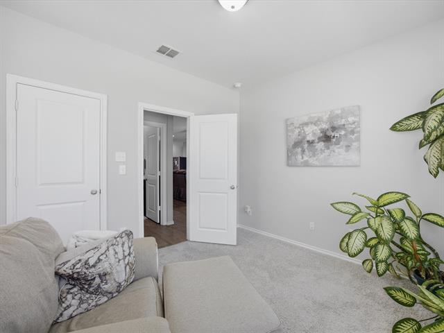 Building Photo - 420 Milverton Dr