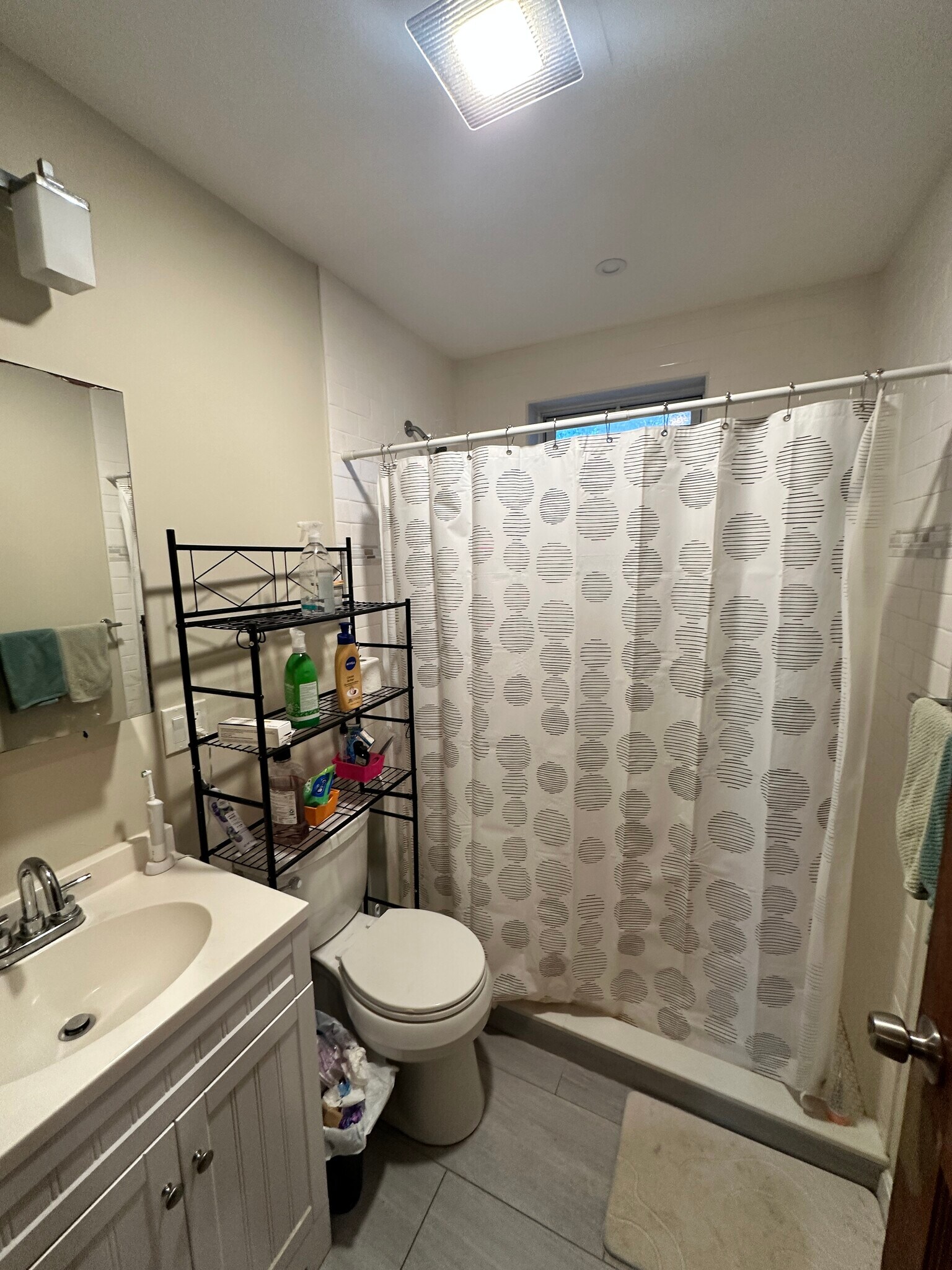 Building Photo - 174 Saint Alphonsus St