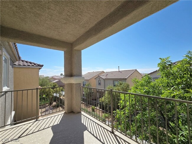 Building Photo - 8789 Ashley Park Ave