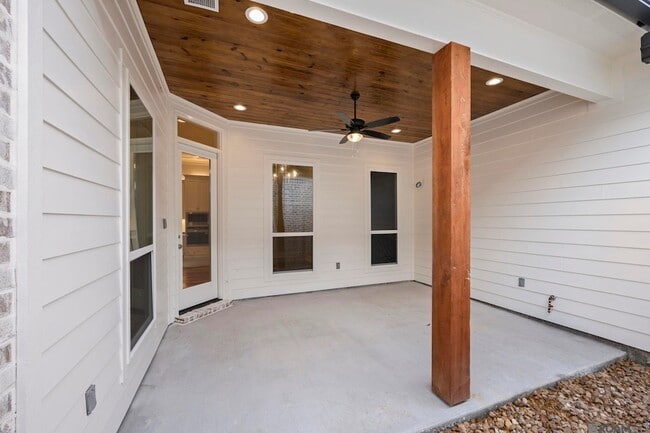 Building Photo - 41053 Galvez Trails Blvd