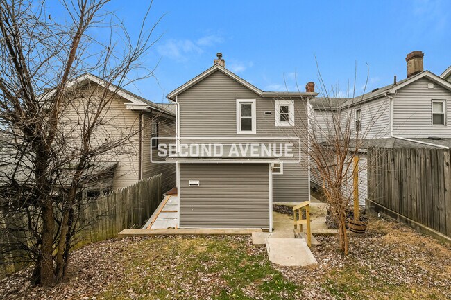 Building Photo - 625 Vine ST