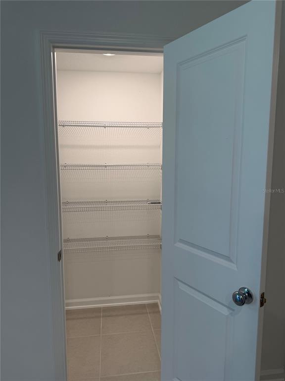 Building Photo - 2823 Maloof Dr