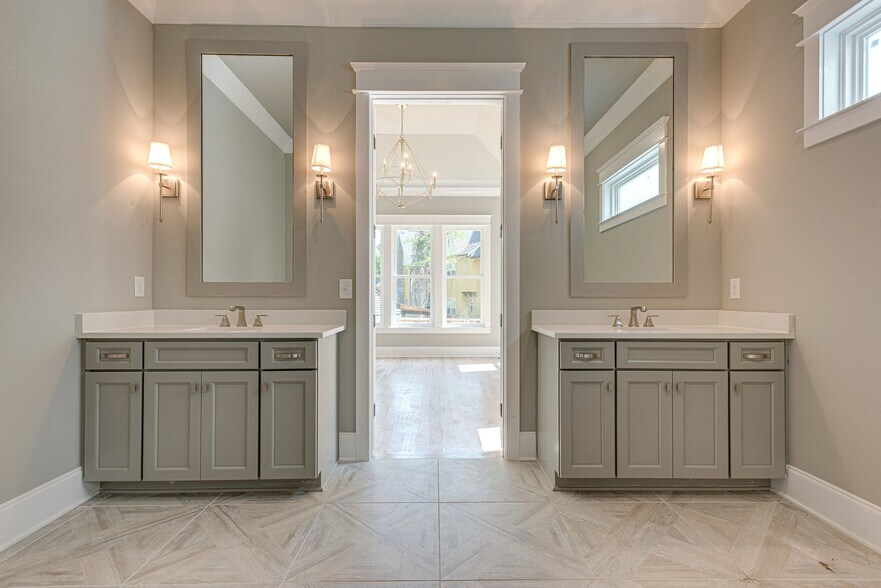 Building Photo - 1410 Woodmont Blvd