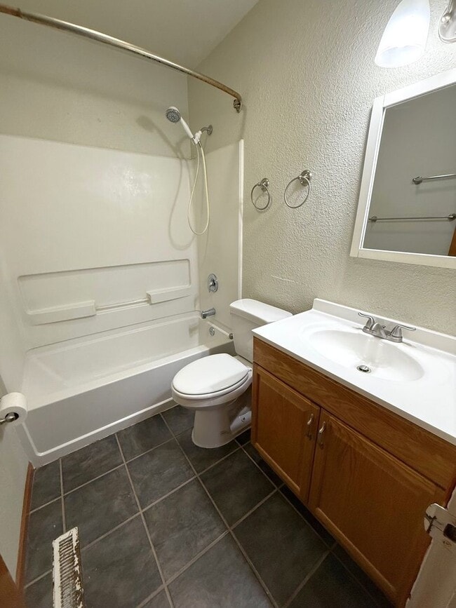 Building Photo - Updated 3 bedroom 2 bath with central air