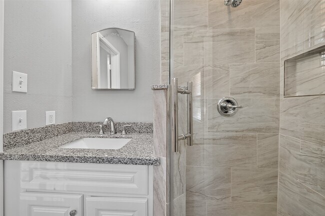 Building Photo - 4022 Osby Dr