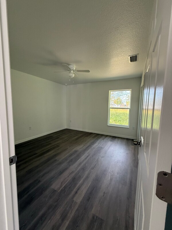 Building Photo - 53 Poplar Rd