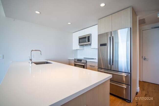 Building Photo - Resort-Like 2BR/2BR/2PKG in AE'O, Kakaako!
