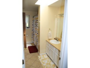 Building Photo - 5813 Rothbury Ct