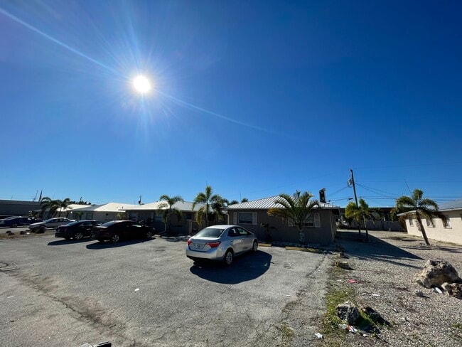 Building Photo - 16902 Carmen Ave