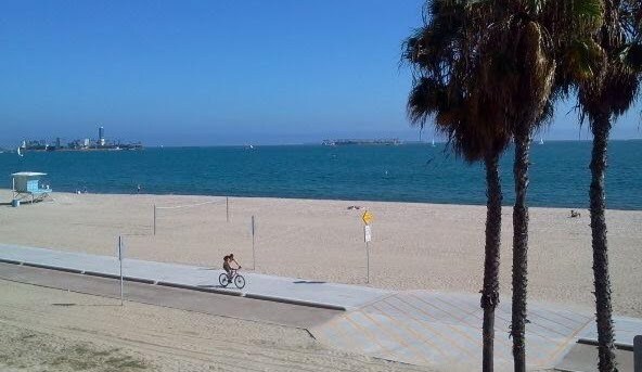 Building Photo - 1761 E 1st St