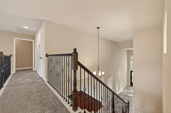 Building Photo - 16810 Whighams Pl