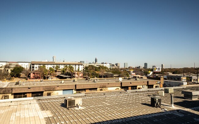 Building Photo - 1702 S Lamar Blvd