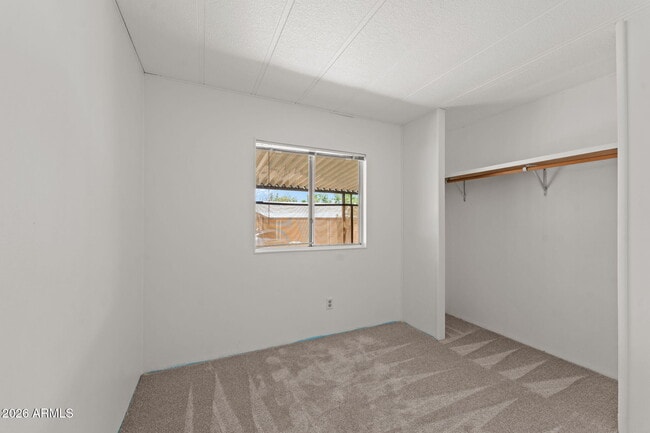 Building Photo - 33412 N 223rd Dr
