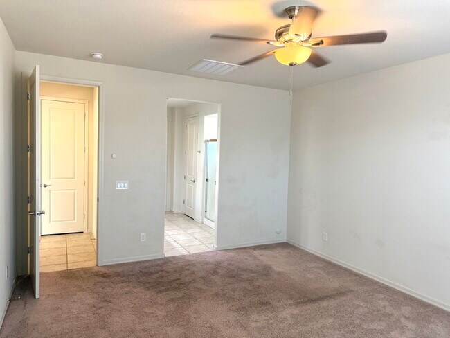 Building Photo - Beautiful 4BR/3BA single-story home in Harvest Queen Creek! Built in 2021 with 2,306 SF, den, che...