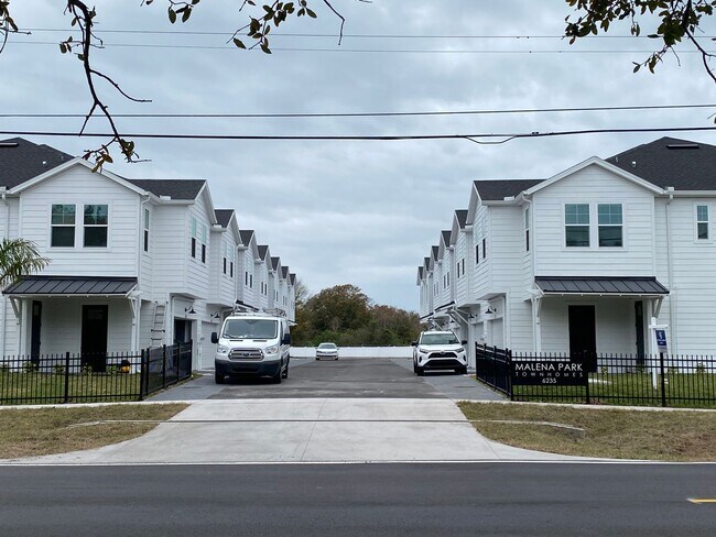 Building Photo - Now Leasing Brand New Townhouse - Available for Rent!