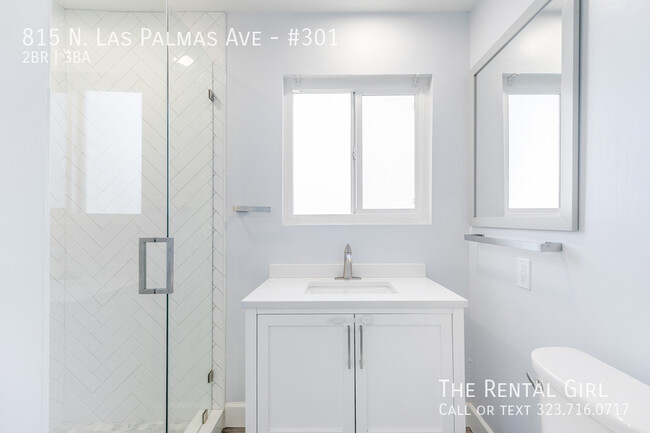 Building Photo - 815 N Las Palmas Ave