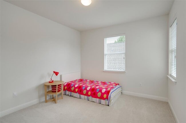 Building Photo - 7107 Calpe Dr