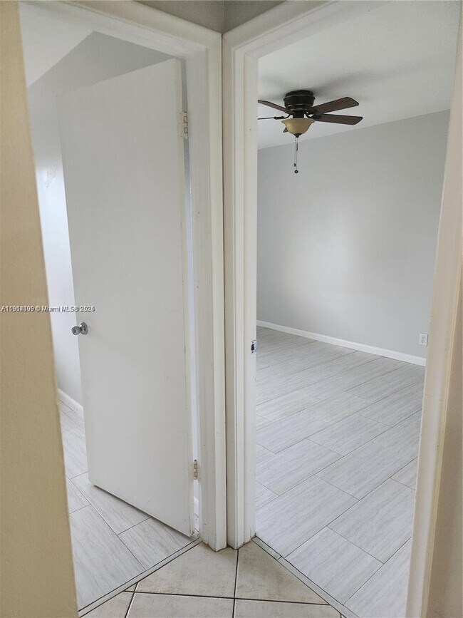 Building Photo - 2862 NW 108th Ave