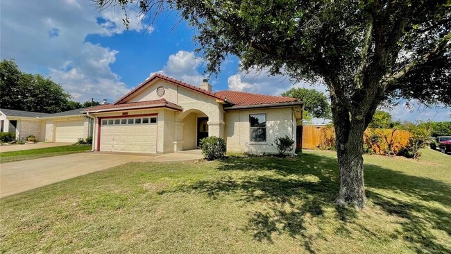 Building Photo - 10733 Vista Heights Blvd