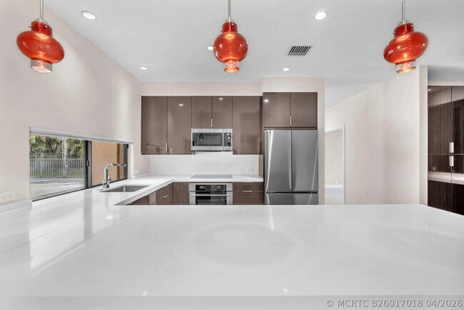 Building Photo - 13759 Doubletree Trail