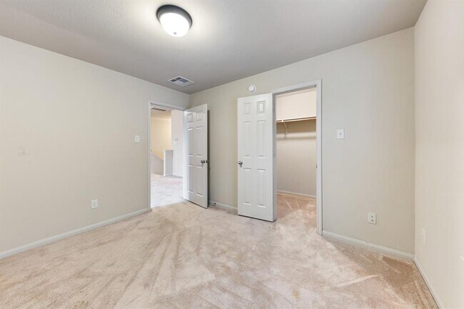 Building Photo - 11307 Elizabeth Brook Dr