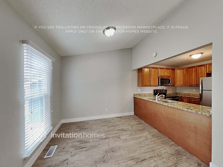 Building Photo - 19857 E Cornell Ave