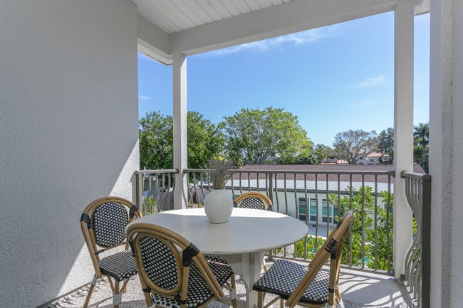 Building Photo - 4625 Overlook Dr NE