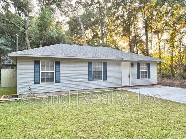 Building Photo - 4520 Limit St