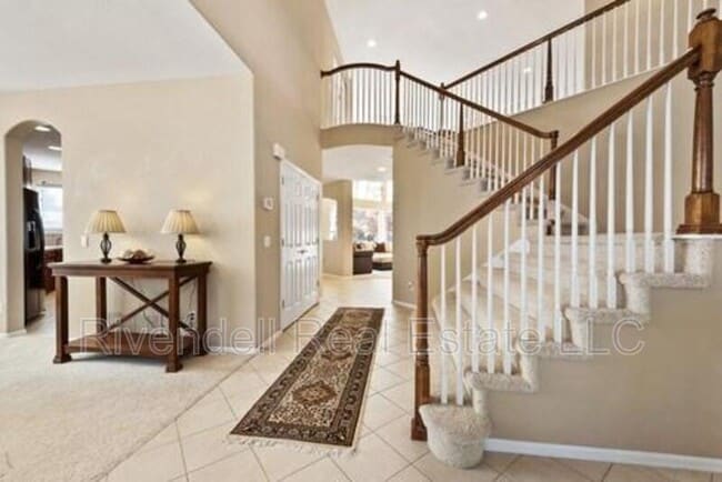 Building Photo - 1942 Rose Petal Ct