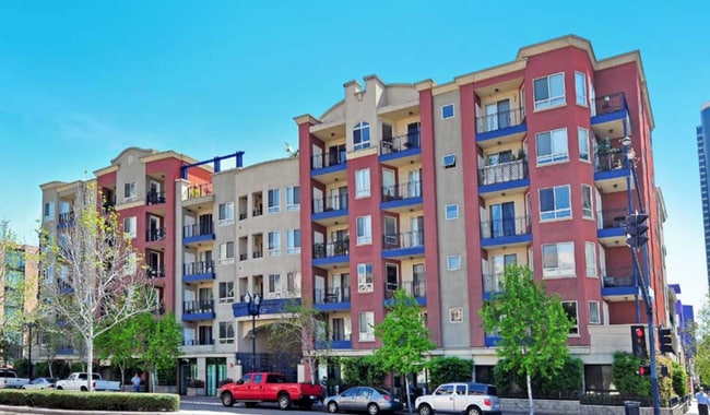 Building Photo - ***OPEN HOUSE  06/01/26 @ 2 PM*** MARINA DISTRICT HIDDEN GEM!!! STEPS FROM GASLAMP QUARTER, 2 /2,...