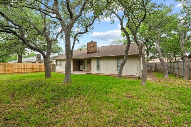 Building Photo - 3509 Monument Dr