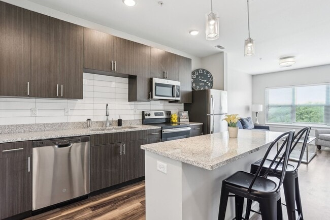 Building Photo - Whispering Heights