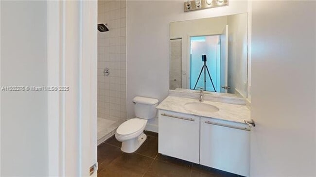 Building Photo - 888 Biscayne Blvd