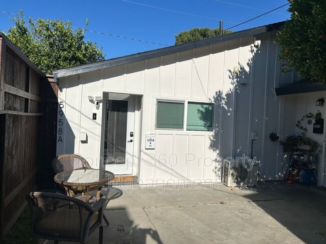 Building Photo - 5958 Olive Ave