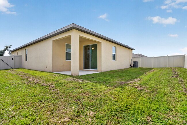 Building Photo - 6170 Dolostone Dr