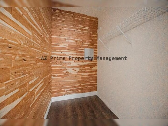 Building Photo - 16966 W Saguaro Ln