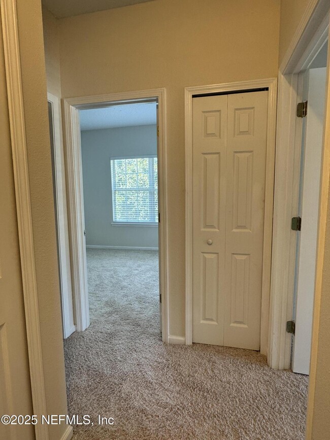 Building Photo - 12423 Forest Lake Cir W