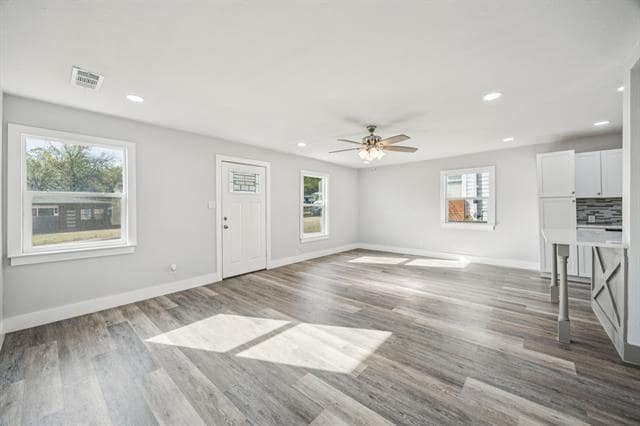 Building Photo - 4500 Wellesley Ave