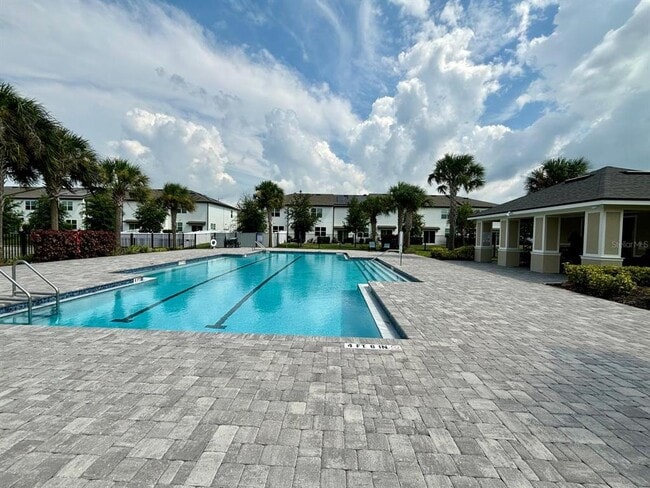 Building Photo - 177 Mandovi St