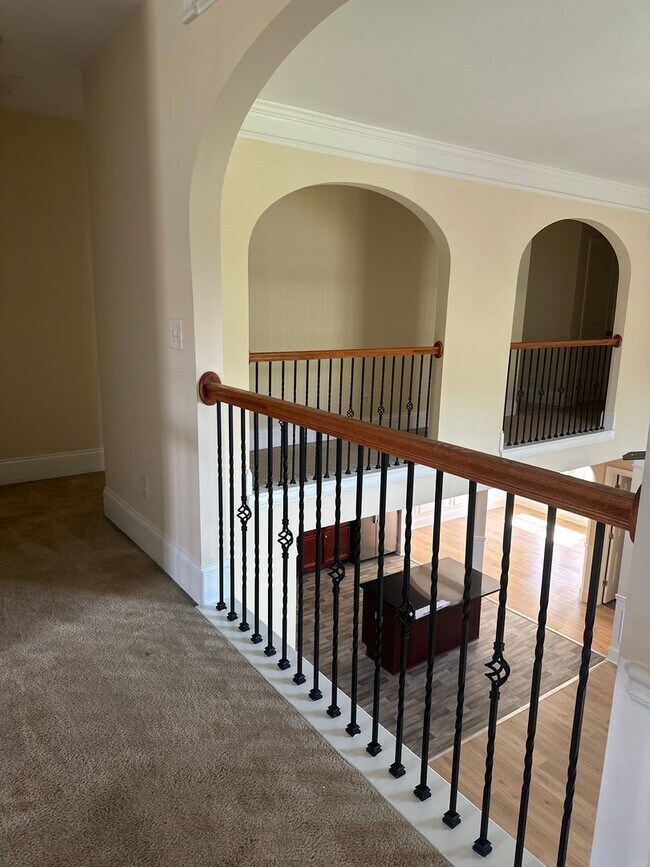 Building Photo - 4 Bedrooms, 3 Bathrooms - Home in Stockbri...