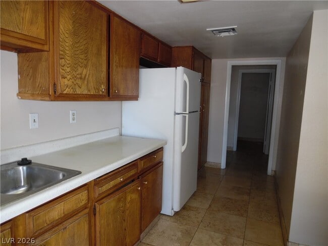 Building Photo - 4411 W Sirius Ave