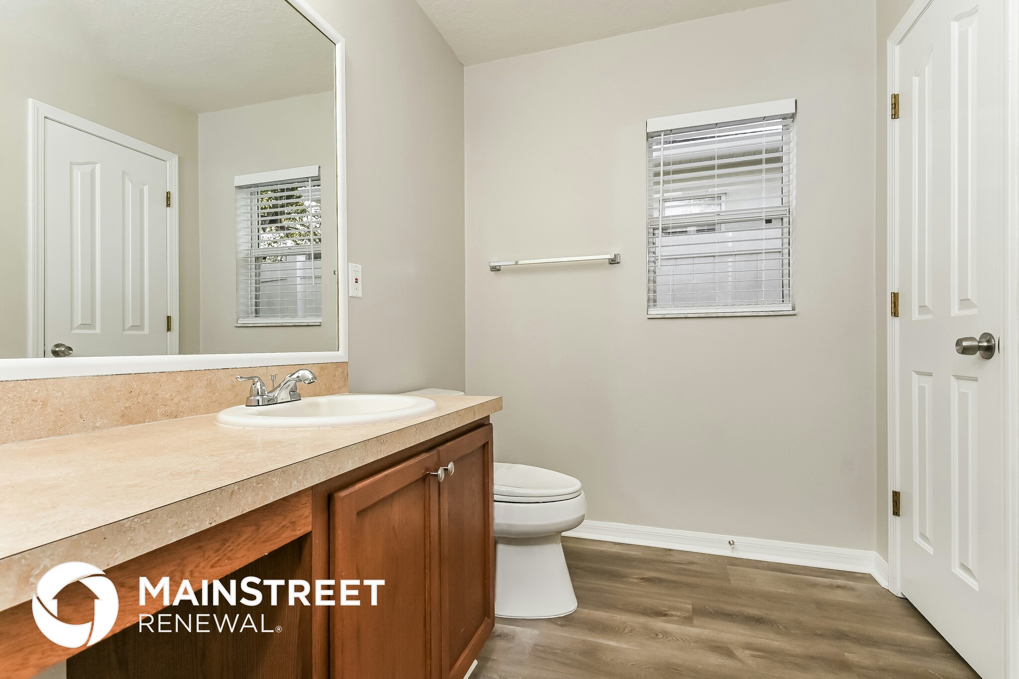 Building Photo - 310 Crichton St