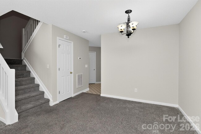 Building Photo - 1823 Birch Heights Ct